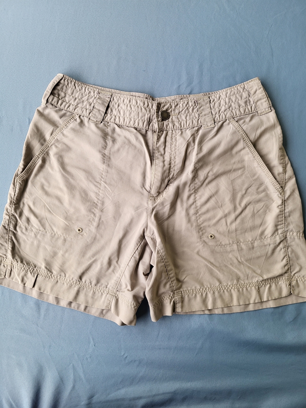 Columbia Titanium Womens Hiking Shorts Tan Beige Nylon Gorpcore Utility Pockets